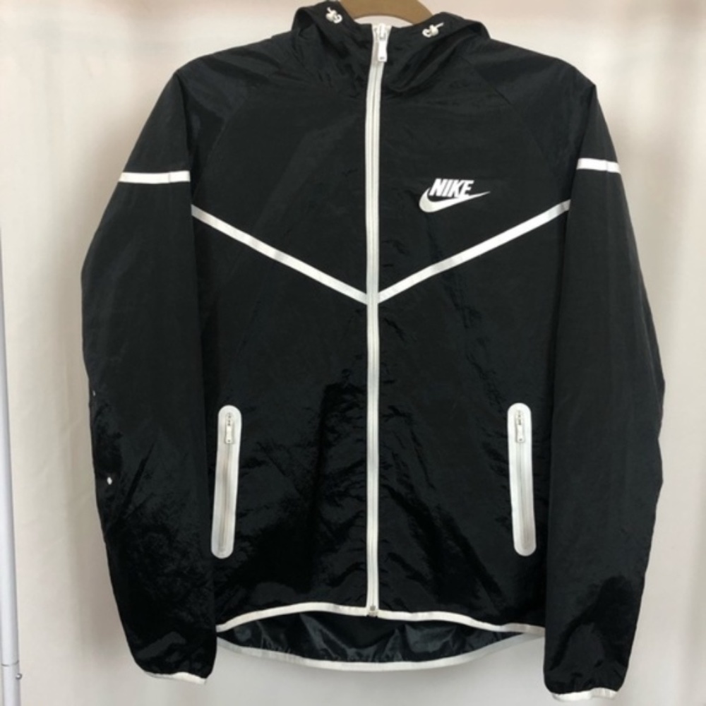Nike Tech Aeroshield Windrunner Jacket Black M - image 7